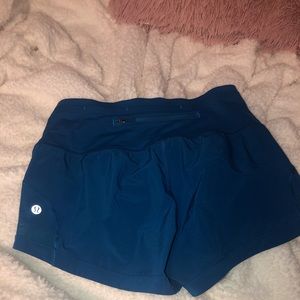 Never worn lululemon shorts